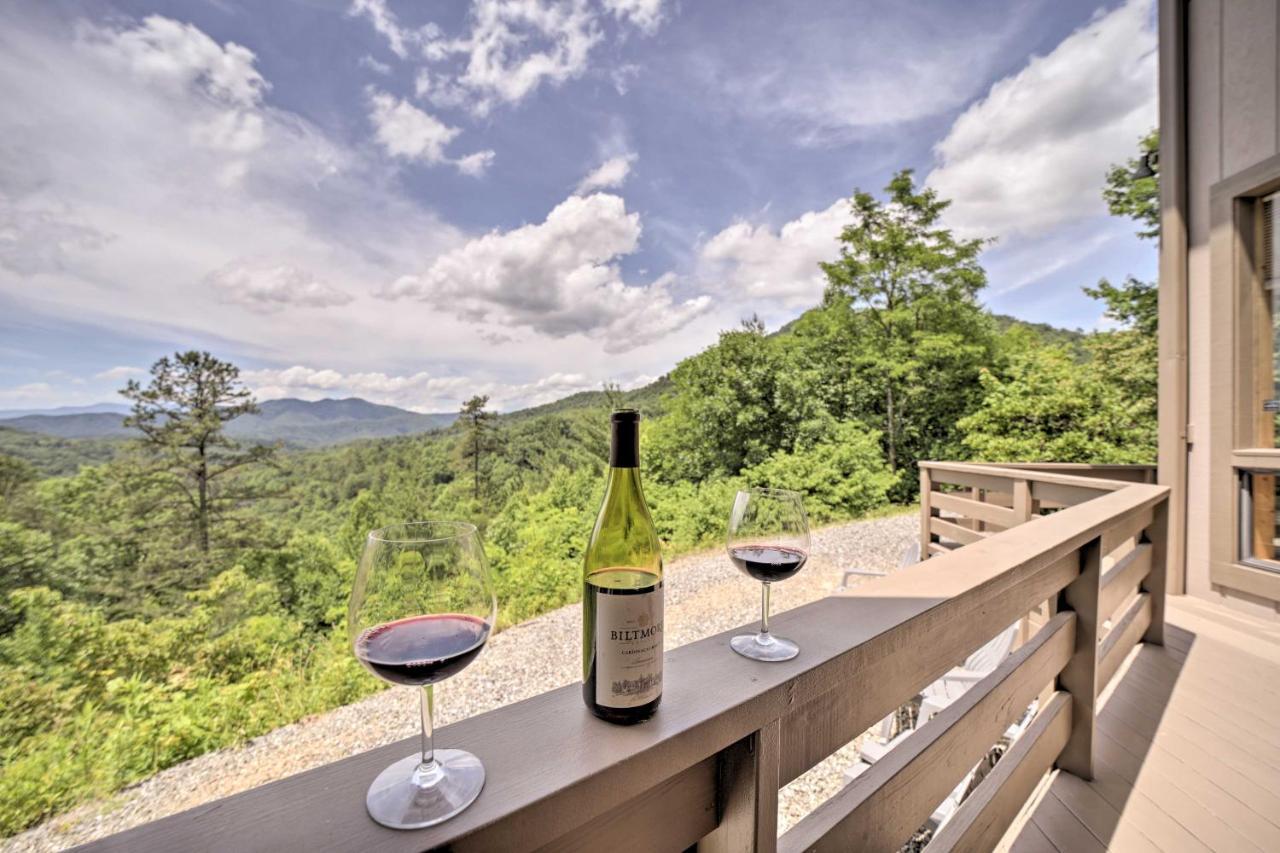 Vibrant Bryson City Home With Mtn Views And Deck! Buitenkant foto